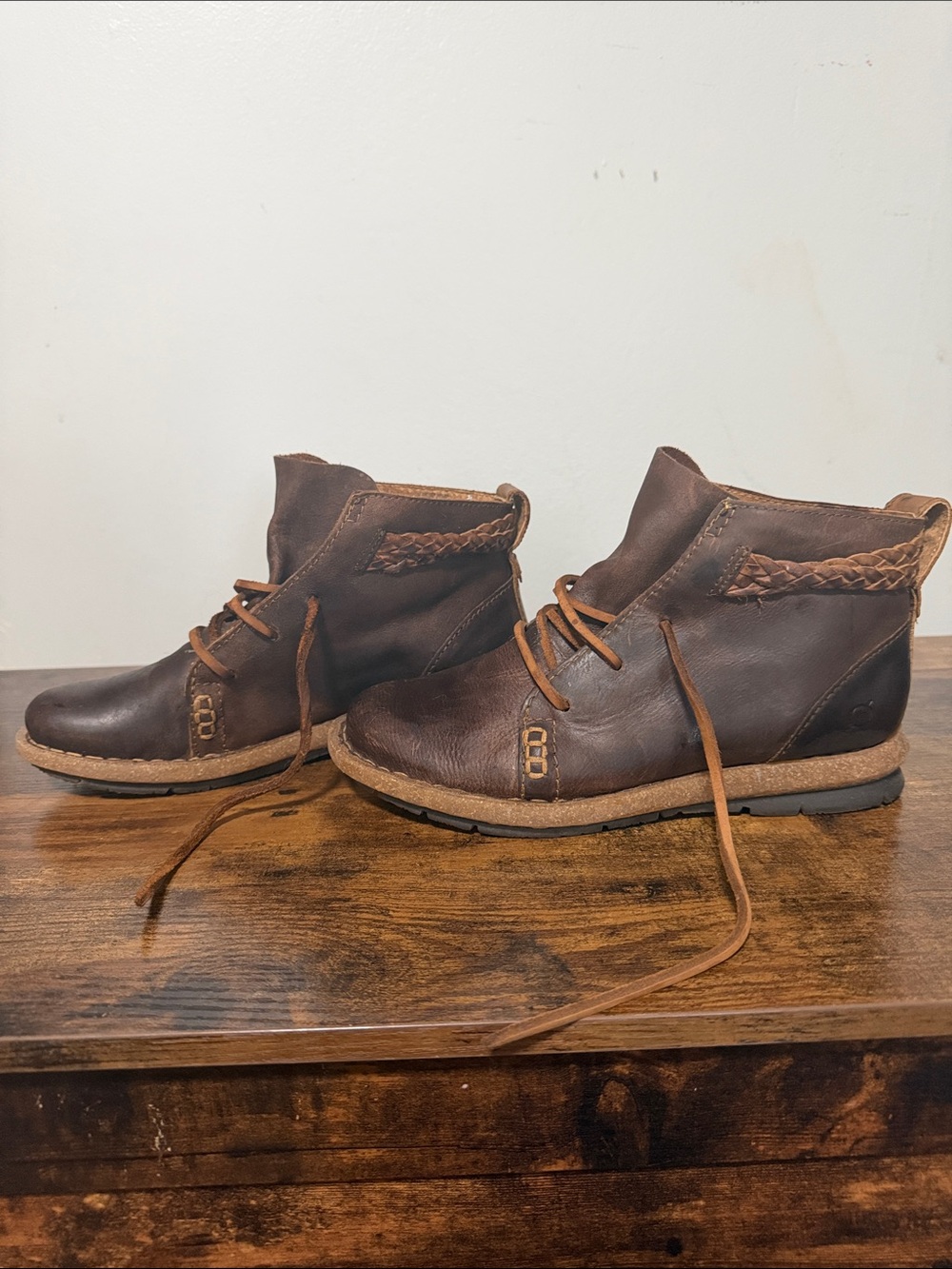 Born Brown Leather Braided Lace Up Ankle Boots Women’s 7 EU 38